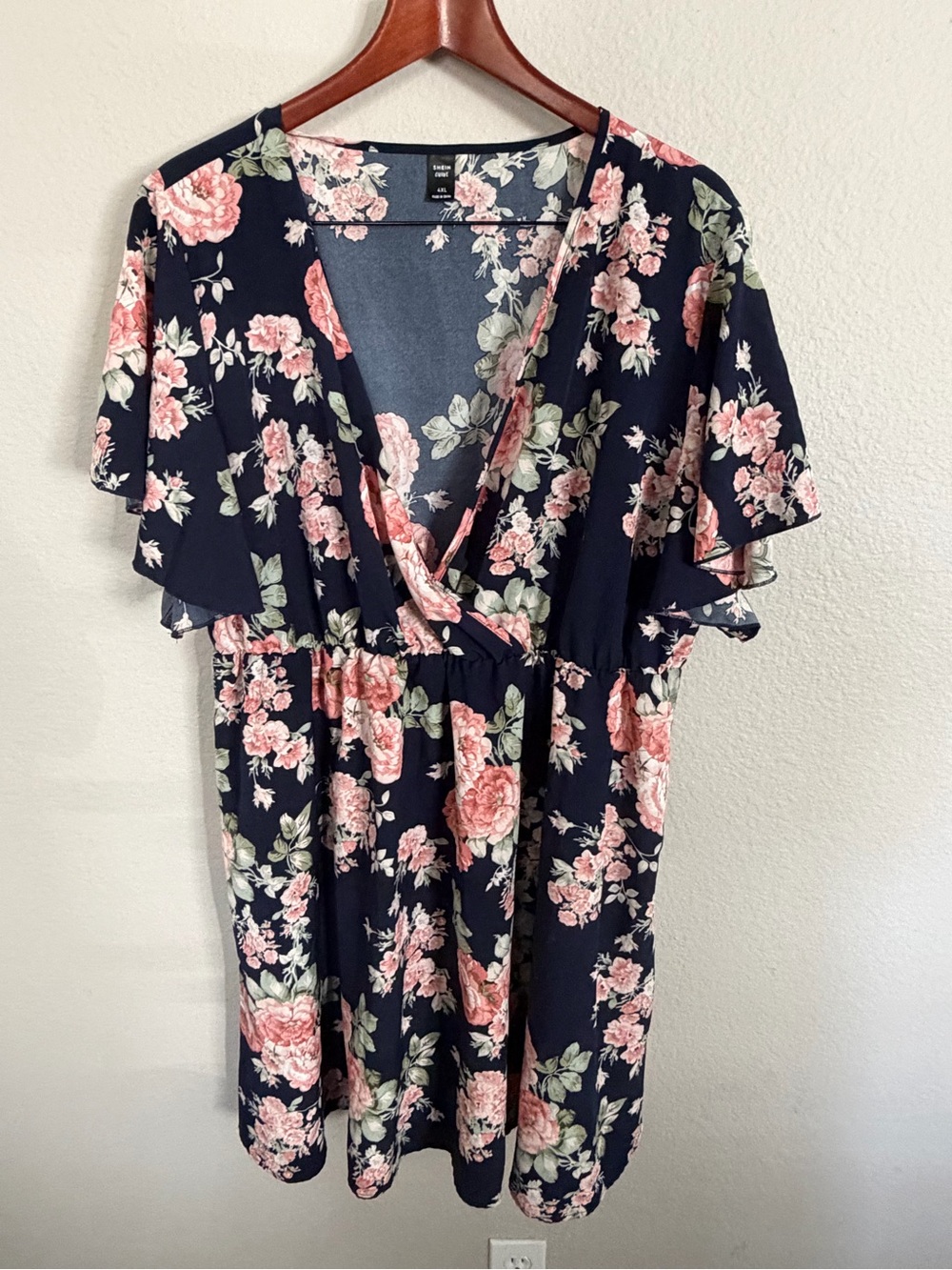 Shein Curve Floral Women’s Flowy Mini Dress - Navy and Pink 4XL